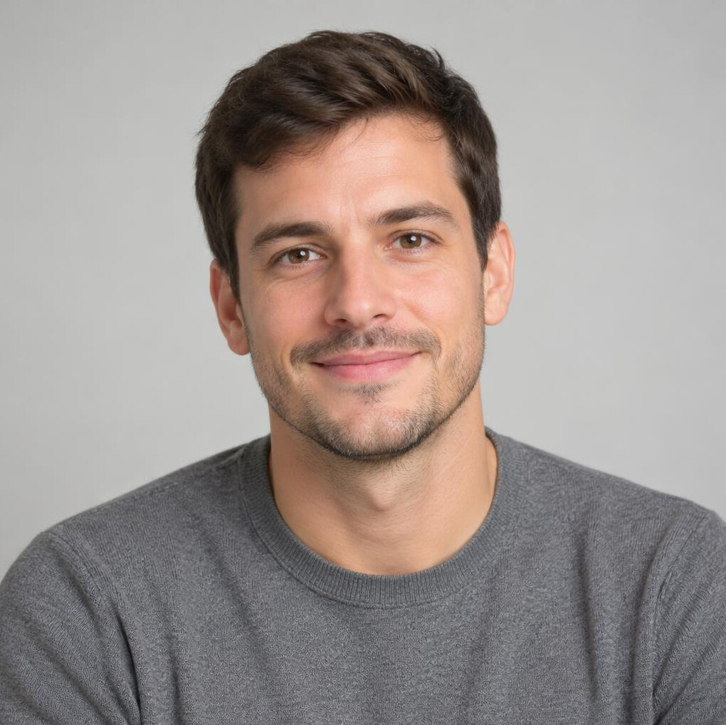 Portrait of a man with short hair in casual clothes